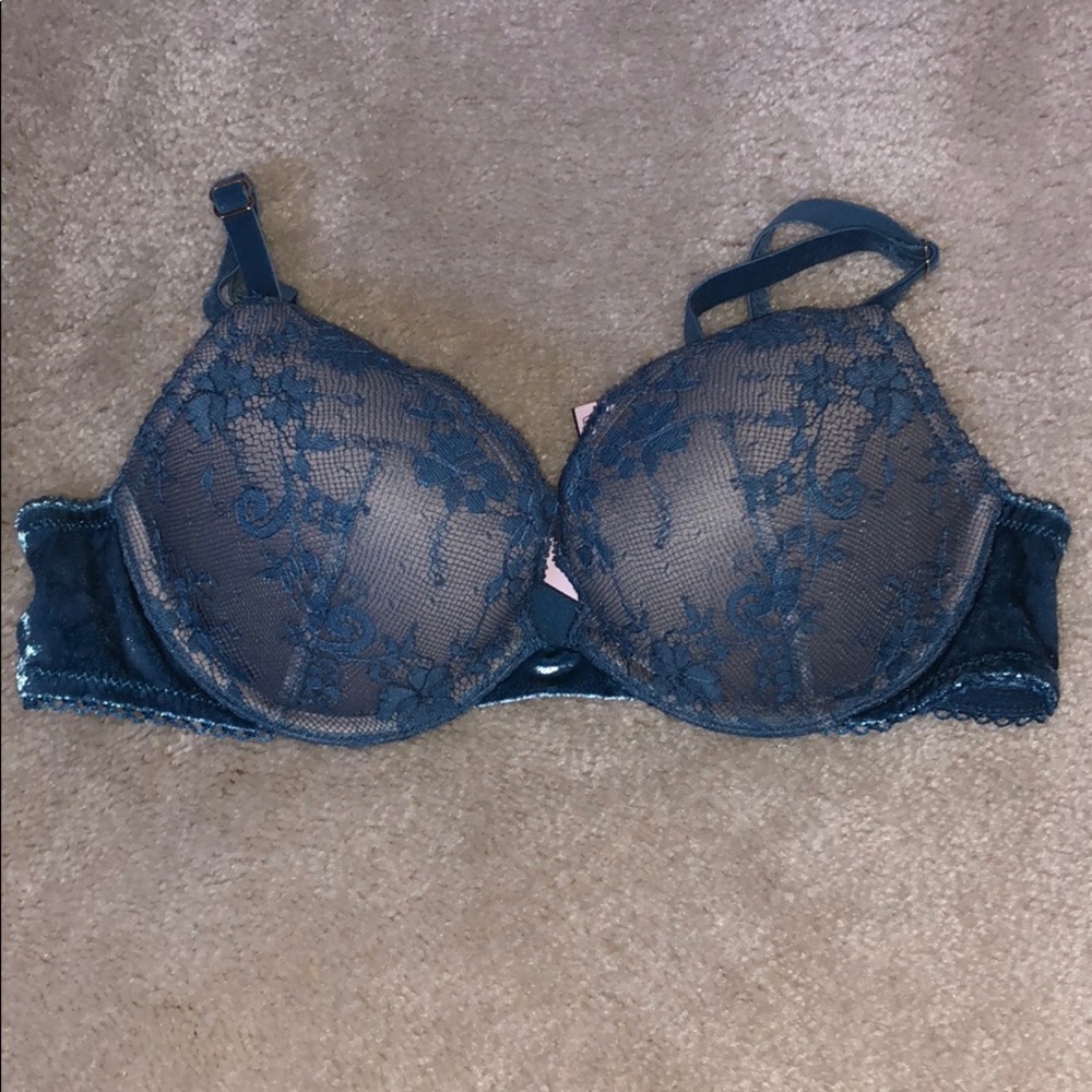 Victoria’s Secret Push-up Bra